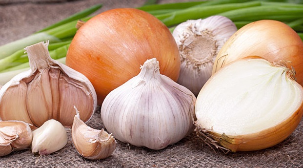 onion-and-garlic